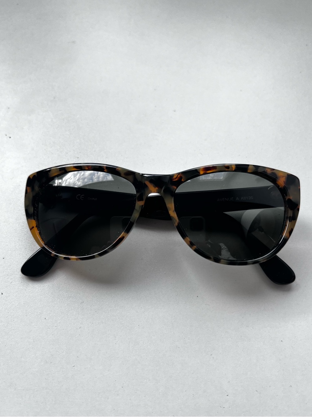 Dkny Avenue A Tortoiseshell Cat-Eye Sunglasses - Black & Brown